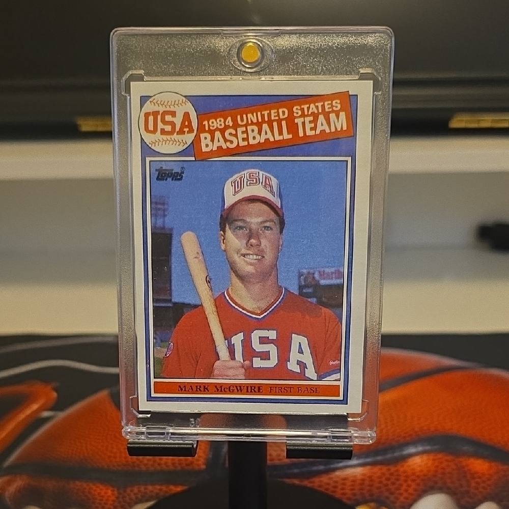 Topps USA Baseball Team Card - Red and White